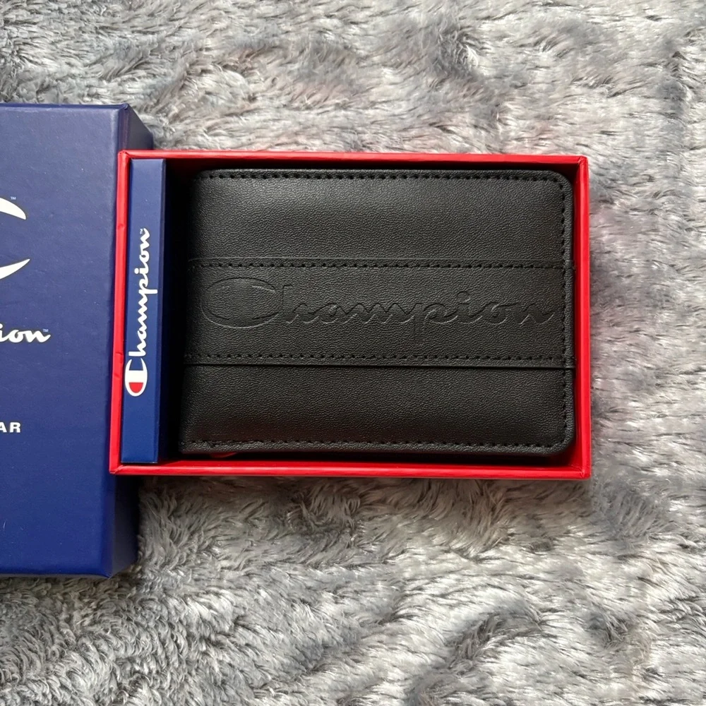 Men’s Champion Wallet